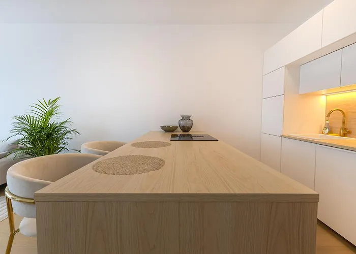 Skau Sky Park Ivory By Zaha Hadid 11 Floor 4 Tower Free Parking Appartement *